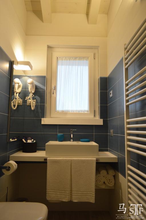 B&B Gardacharme Desenzano del Garda Luaran gambar