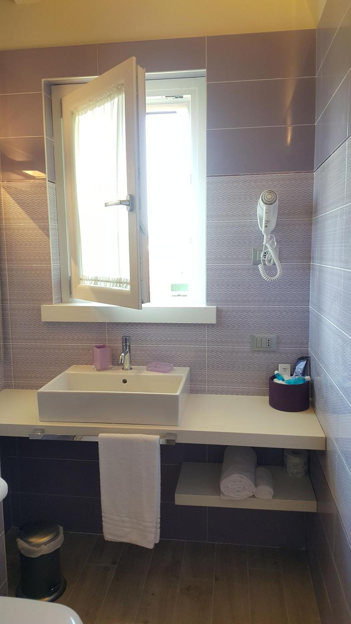 B&B Gardacharme Desenzano del Garda Luaran gambar