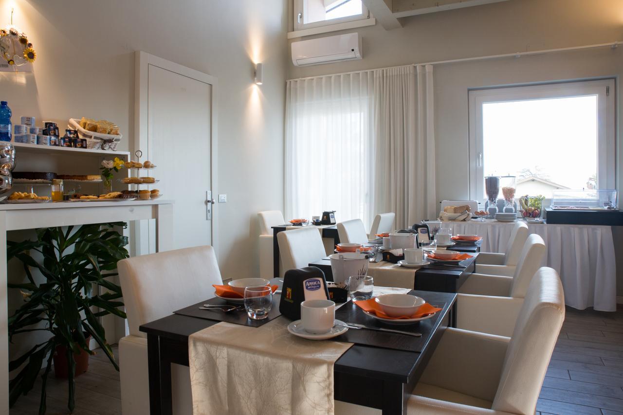 B&B Gardacharme Desenzano del Garda Luaran gambar