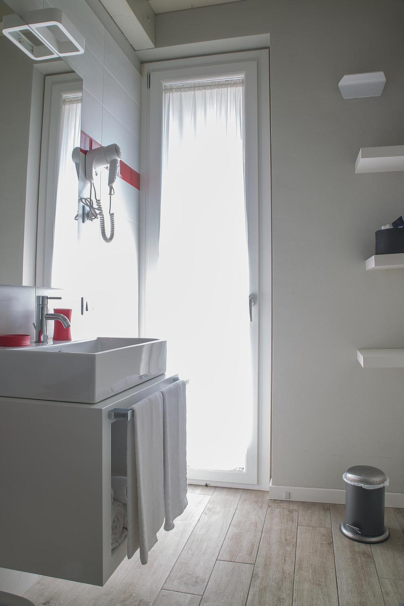 B&B Gardacharme Desenzano del Garda Luaran gambar