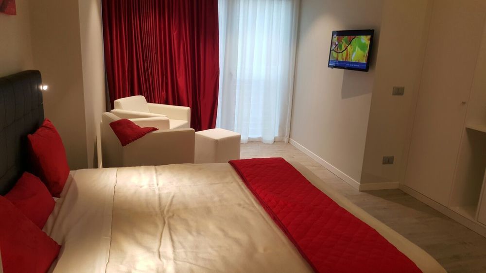 B&B Gardacharme Desenzano del Garda Luaran gambar