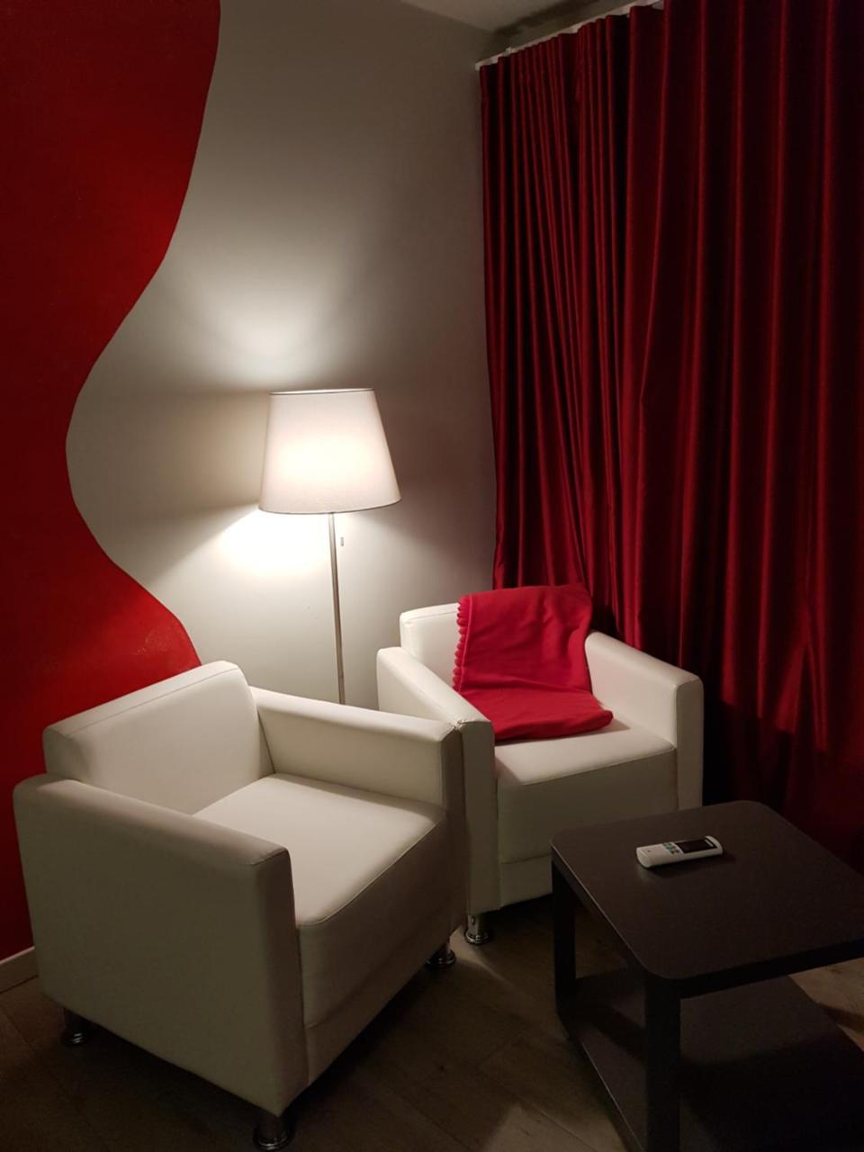 B&B Gardacharme Desenzano del Garda Luaran gambar